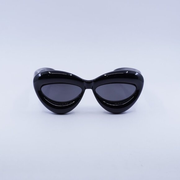 Loewe LW40097I 01A Sunglasses Black Cat Eye Frame, Smoke Lenses main image 5